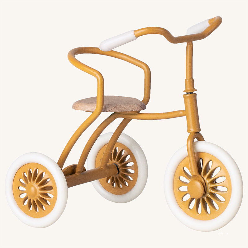 Maileg - Abri à tricycle - Dreirad für Mäuse mit Garage - ocker